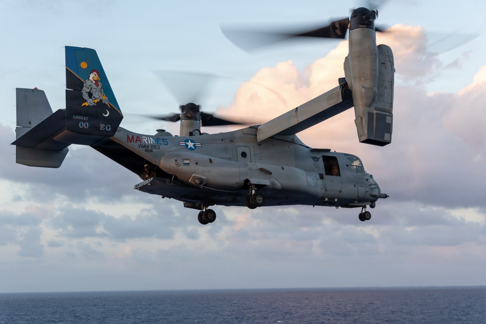 22nd MEU (SOC) | Flight Operations aboard USS Iwo Jima
