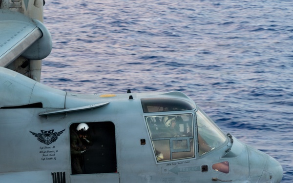 22nd MEU (SOC) | Flight Operations aboard USS Iwo Jima