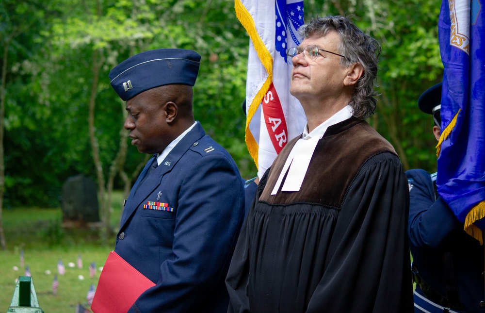 Annual Kindergraves Memorial Ceremony connects KMC to peace and remembrance