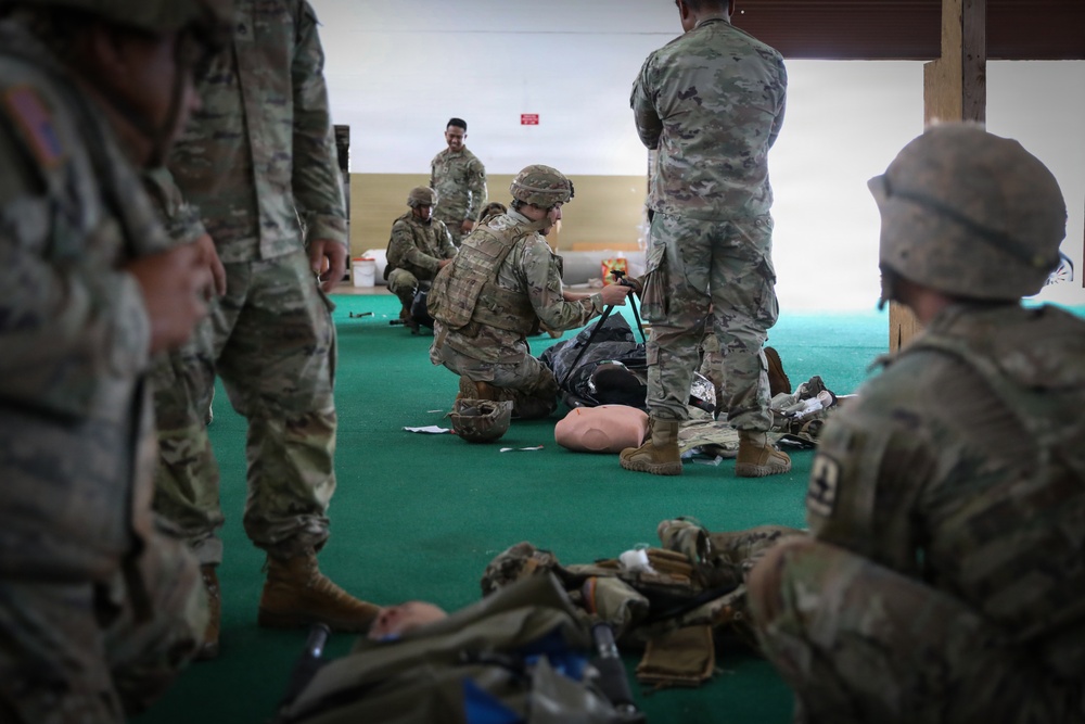 Task Force Oahu conducts combat life saver training and certification