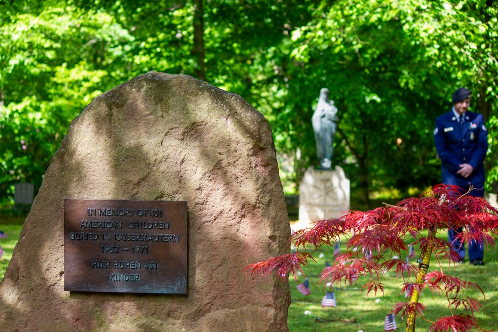 Annual Kindergraves Memorial Ceremony connects KMC to peace and remembrance