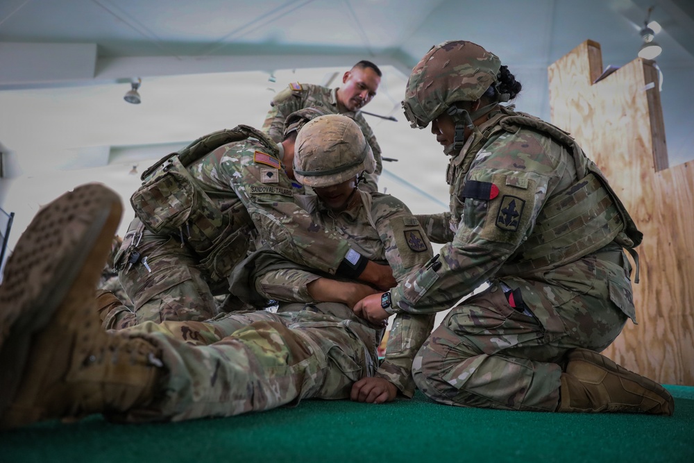 Task Force Oahu conducts combat life saver training and certification