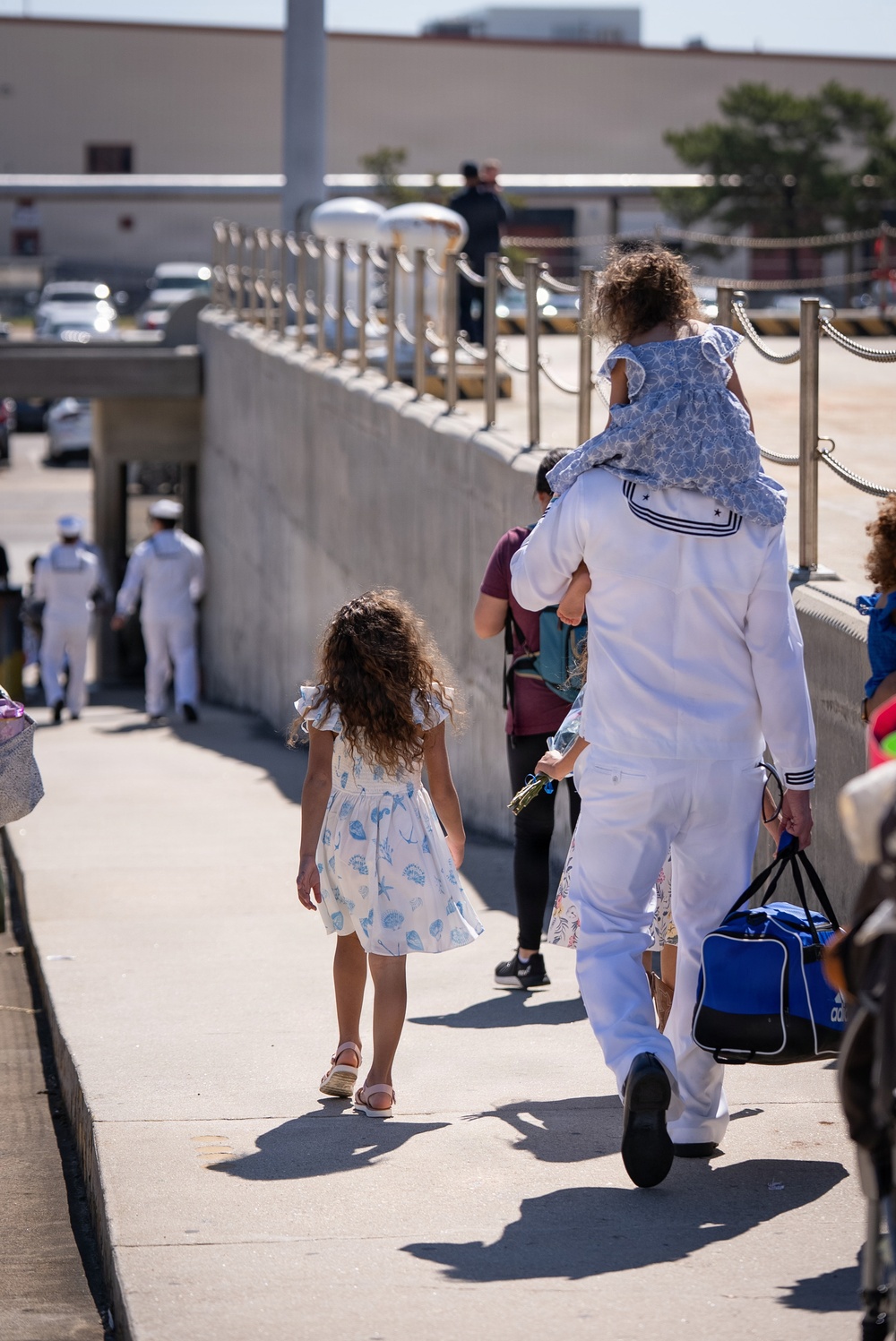 USS Bainbridge Returns to Naval Station Norfolk Following Successful 11-Month Deployment