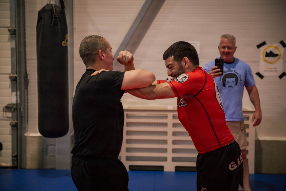 U.S. Army, Estonian Land Forces learn mixed martial arts from MMA Frontline Fighters