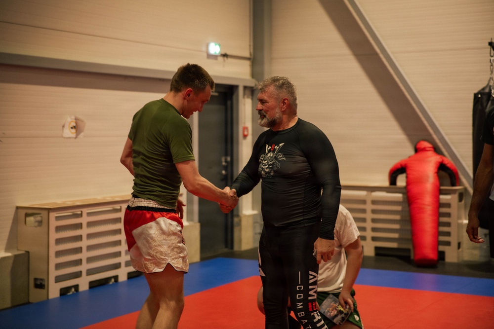 U.S. Army, Estonian Land Forces learn mixed martial arts from MMA Frontline Fighters