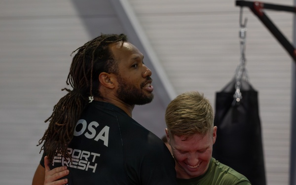 U.S. Army, Estonian Land Forces learn mixed martial arts from MMA Frontline Fighters
