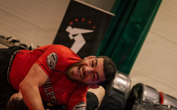 U.S. Army, Estonian Land Forces learn mixed martial arts from MMA Frontline Fighters