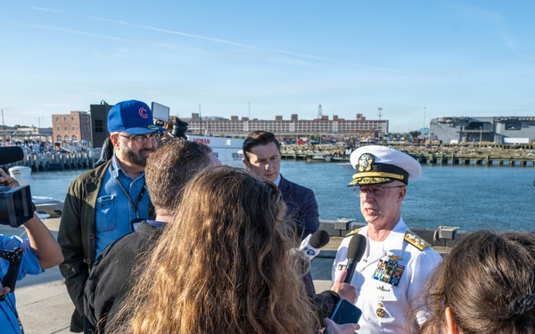 SECWAR, CNO, MCPON welcome home Ford carrier strike group