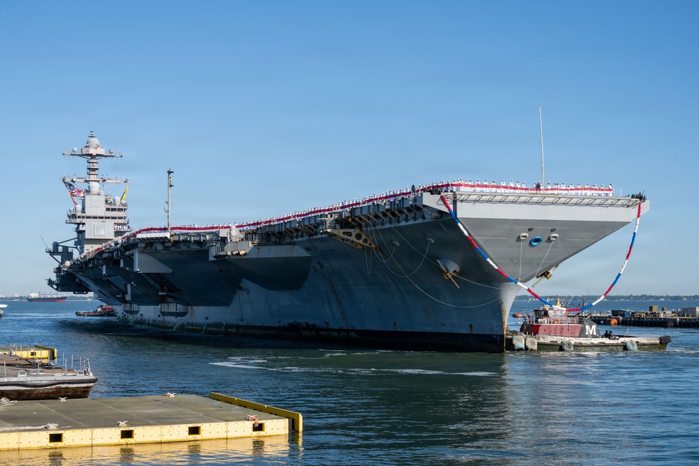 SECWAR, CNO, MCPON welcome home Ford carrier strike group
