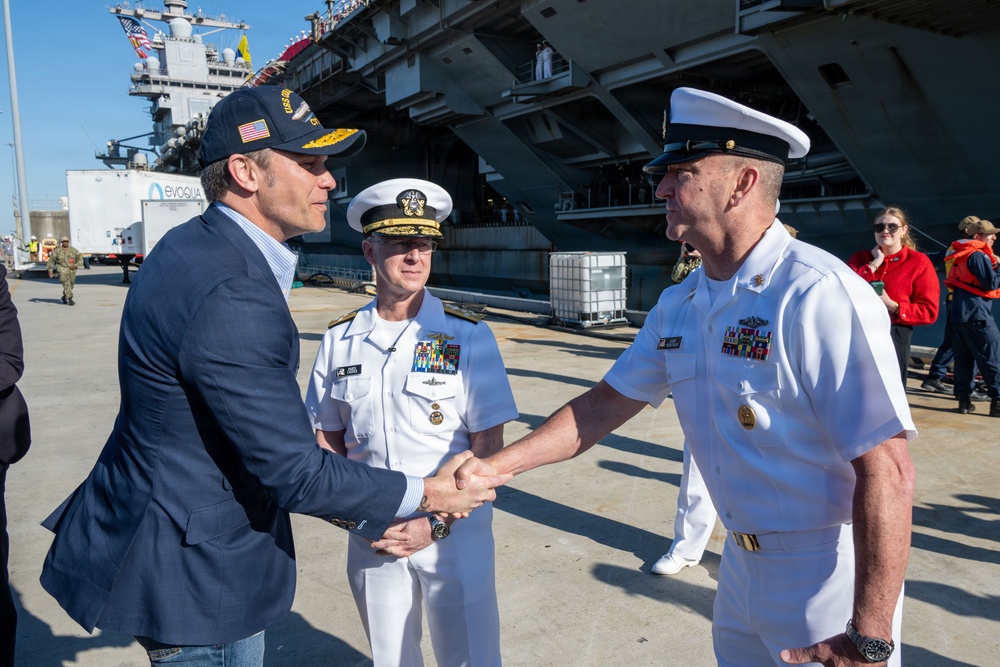 SECWAR, CNO, MCPON welcome home Ford carrier strike group