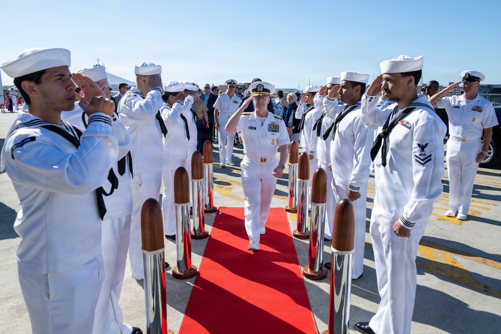 SECWAR, CNO, MCPON welcome home Ford carrier strike group
