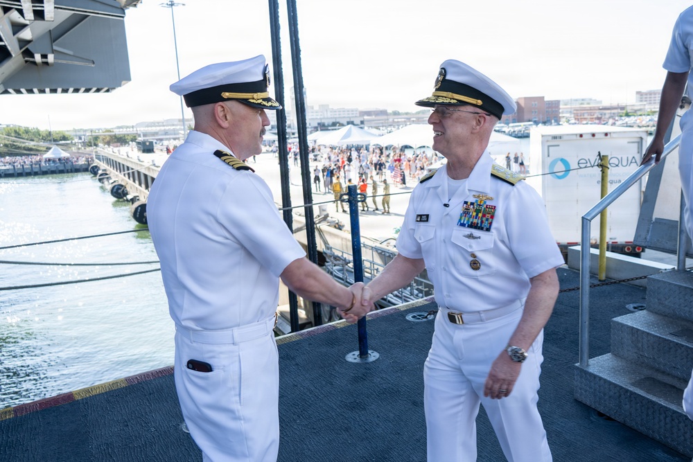 SECWAR, CNO, MCPON welcome home Ford carrier strike group