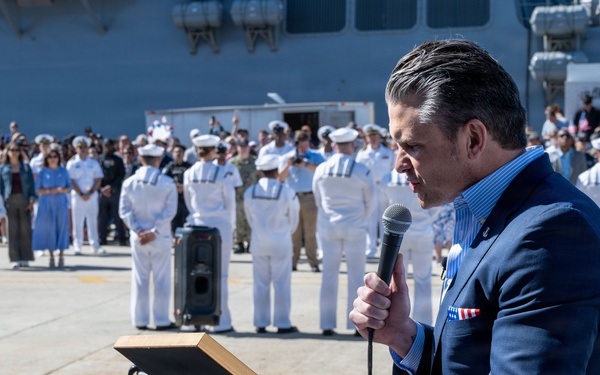 SECWAR, CNO, MCPON welcome home Ford carrier strike group