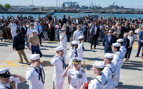 SECWAR, CNO, MCPON welcome home Ford carrier strike group