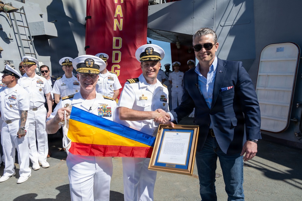 SECWAR, CNO, MCPON welcome home Ford carrier strike group