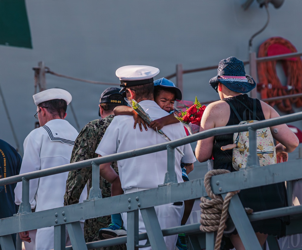 USS Winston S. Churchill (DDG 81) Returns to Naval Station Mayport