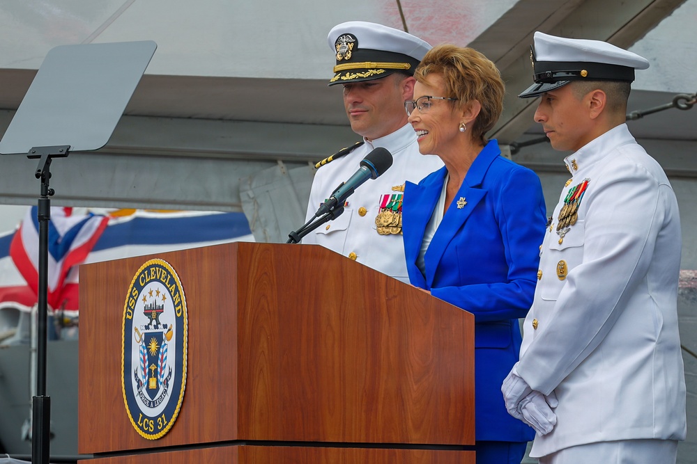 USS Cleveland (LCS 31) commissions in namesake city