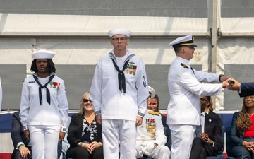 USS Cleveland (LCS 31) commissions in namesake city