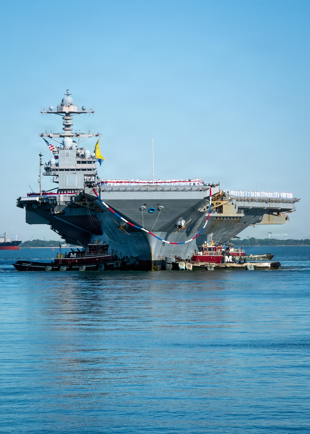 The World’s Largest Aircraft Carrier Returns from Historic 11-Month Deployment