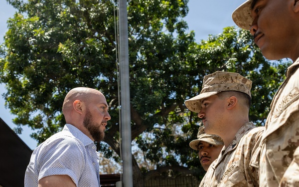 DOW deputy chief of staff visits JTF-SB service members