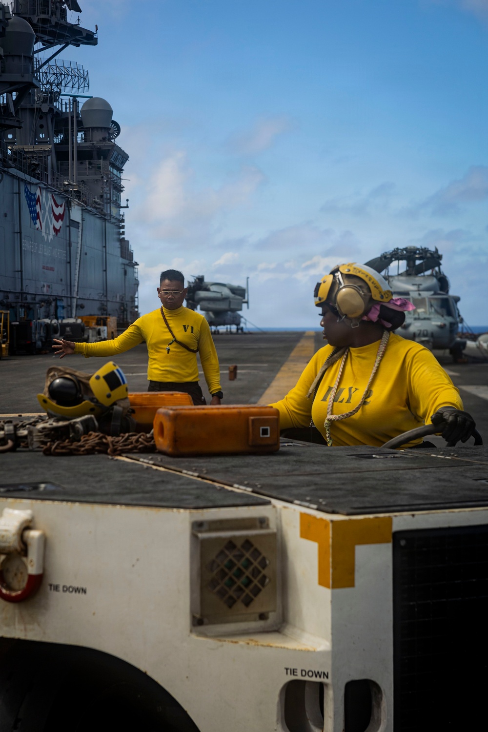 USS Iwo Jima Conducts Tow Tractor Training