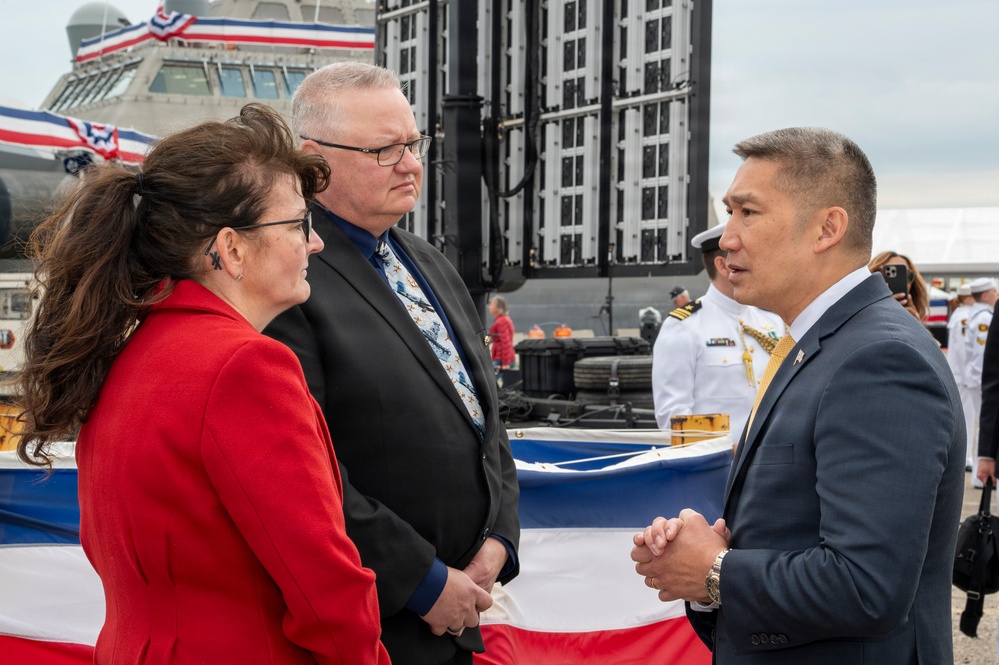 USS Cleveland (LCS 31) commissions in namesake city