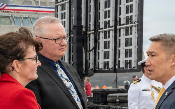 USS Cleveland (LCS 31) commissions in namesake city