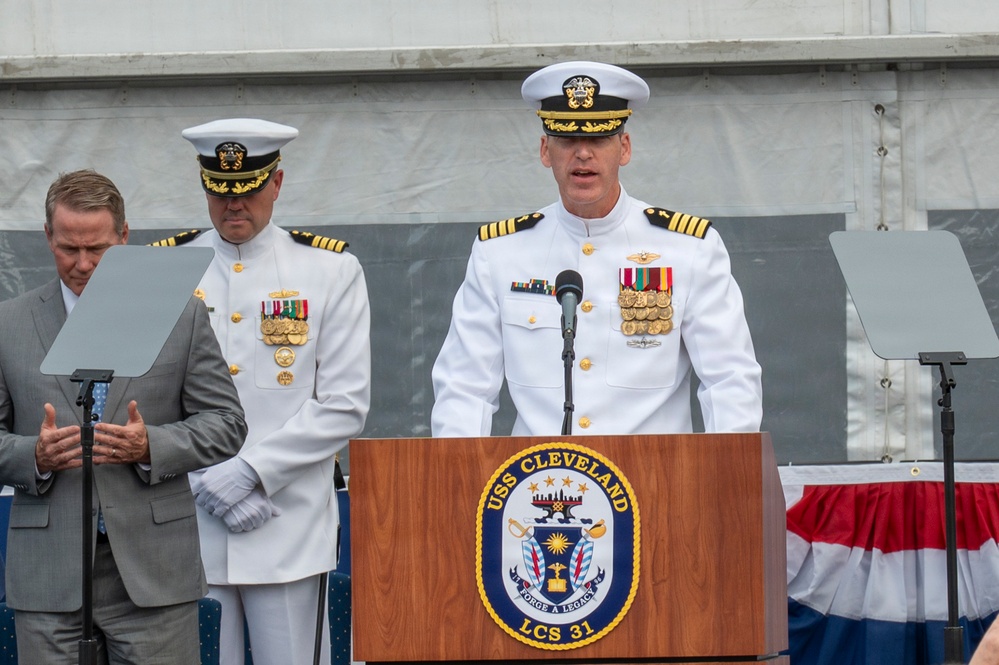 USS Cleveland (LCS 31) commissions in namesake city