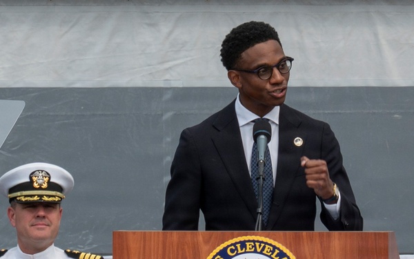 USS Cleveland (LCS 31) commissions in namesake city