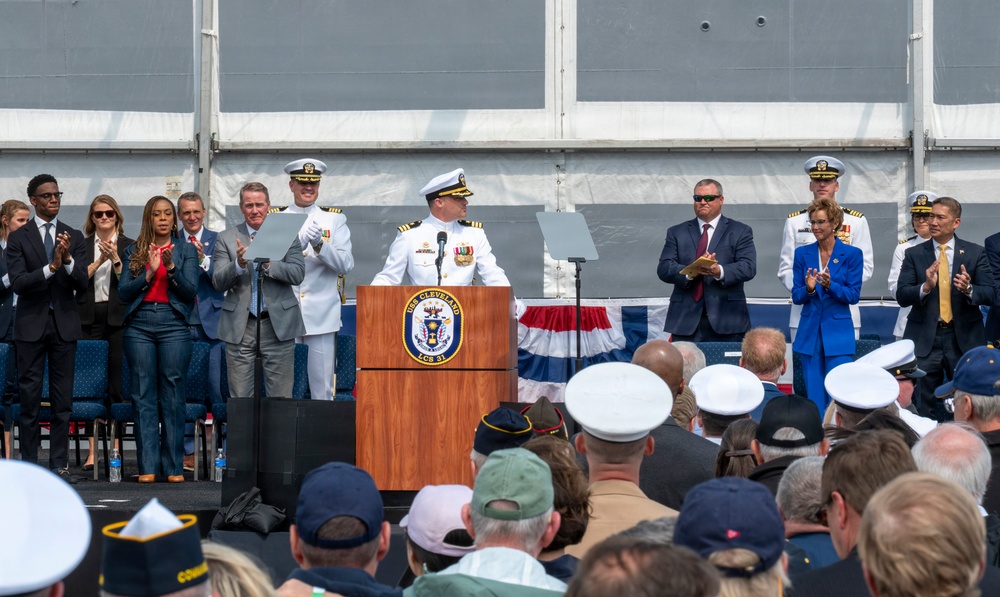 USS Cleveland (LCS 31) commissions in namesake city