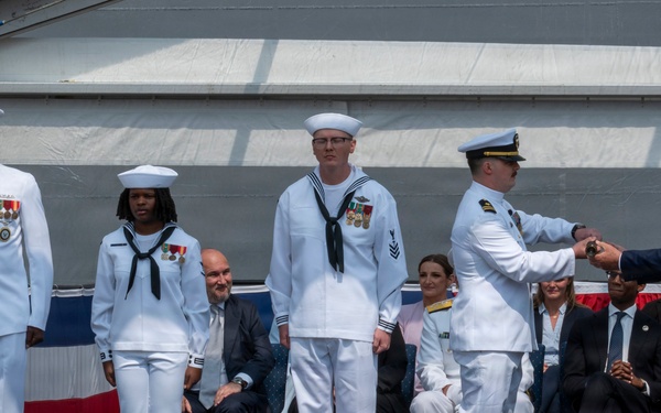 USS Cleveland (LCS 31) commissions in namesake city