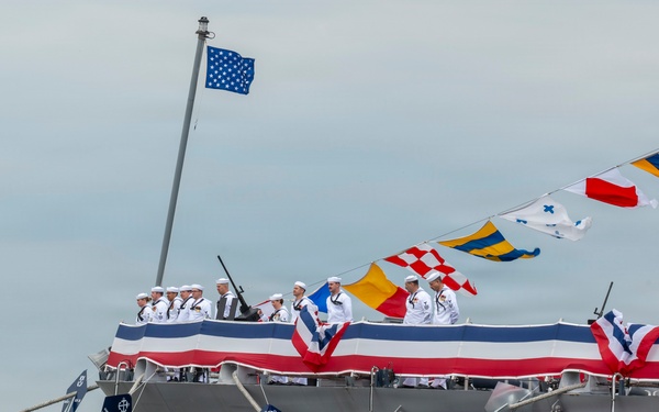 USS Cleveland (LCS 31) commissions in namesake city
