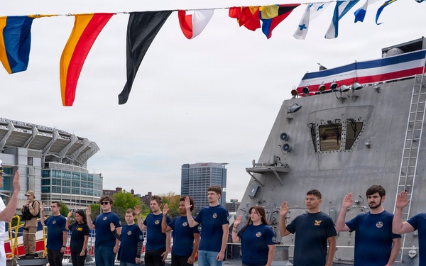Navy Talent Acquisition Group Ohio River Valley Holds Swearing in Ceremony Aboard Future USS Cleveland