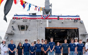Navy Talent Acquisition Group Ohio River Valley Holds Swearing in Ceremony Aboard Future USS Cleveland