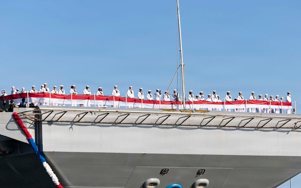 The World's Largest Aircraft Carrier Returns form Historic 11-Month Deployment