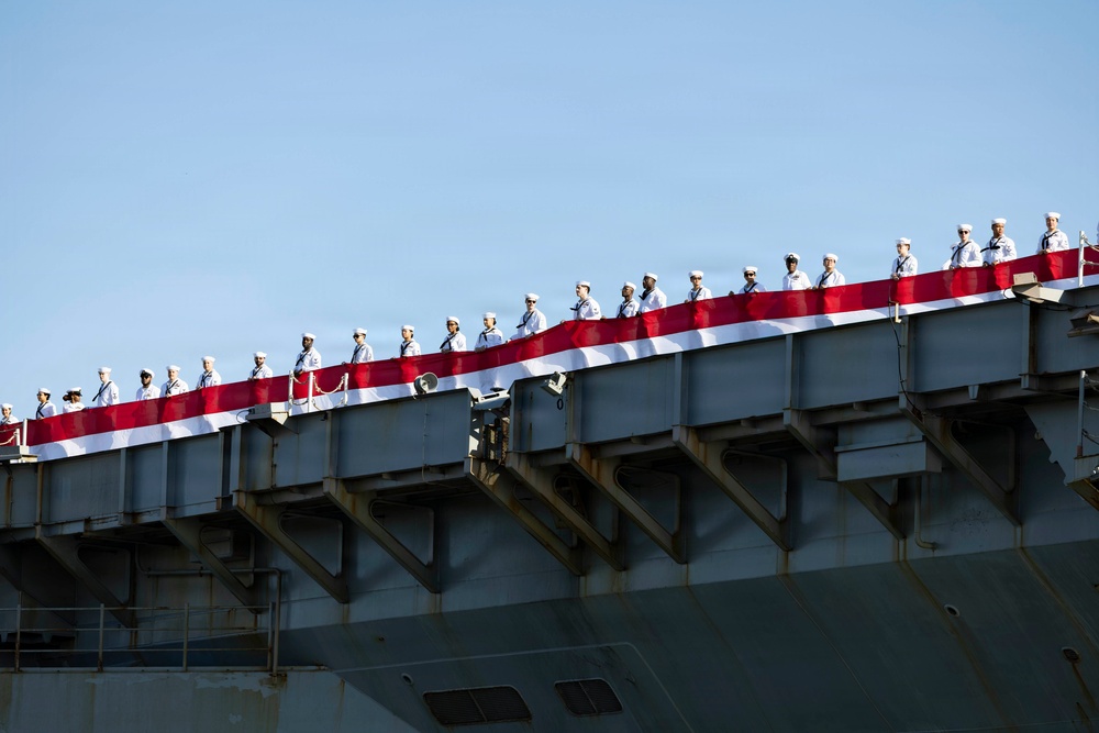 The World's Largest Aircraft Carrier Returns form Historic 11-Month Deployment