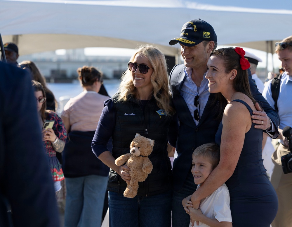 The World's Largest Aircraft Carrier Returns form Historic 11-Month Deployment