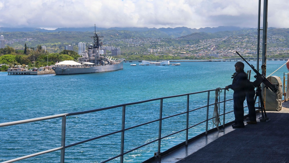 Emory S. Land Departs Joint Base Pearl Harbor-Hickam, May 2026