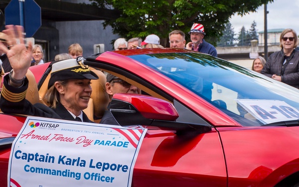 NMRTC Bremerton CO Honors Service at Armed Forces Day Parade