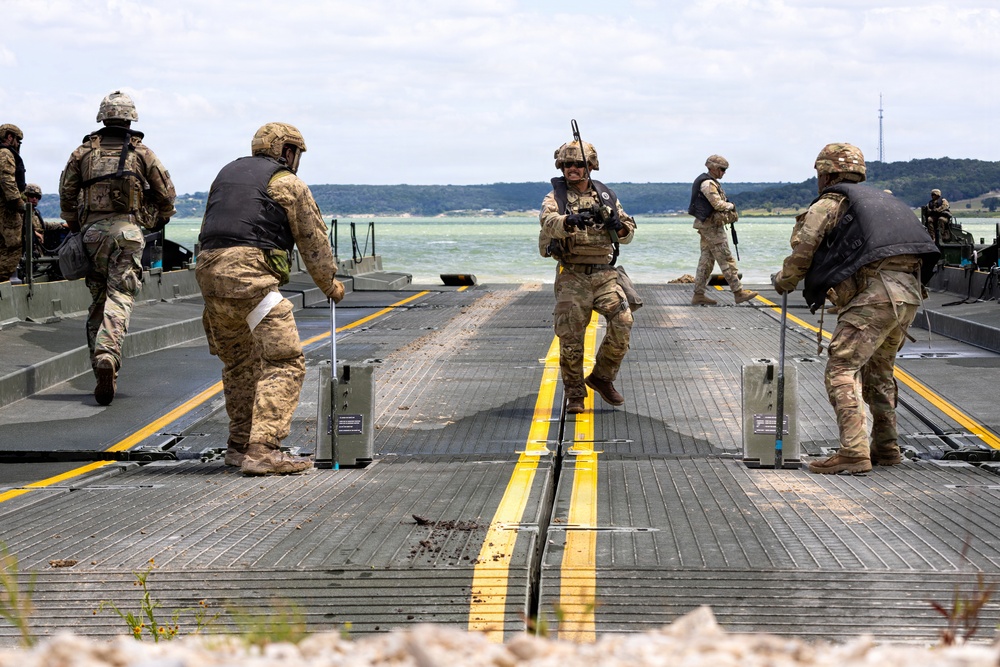 Hood Strike 26: Wet Gap Crossing Operations
