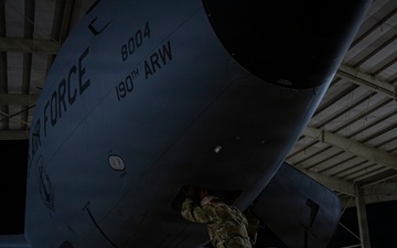 KC-135 Stratotanker fuels F-35 Lightning II