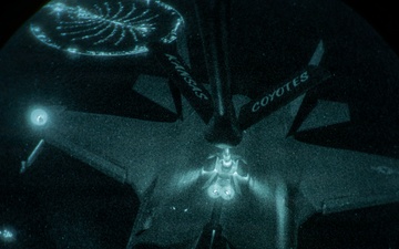 KC-135 Stratotanker fuels F-35 Lightning II
