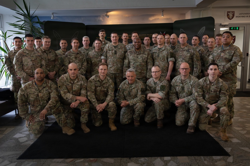 U.S. Army V Corps, Lithuanian Land Forces hold defense forum in Vilnius, Lithuania