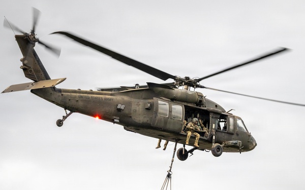 Salaknib 2026: Task Force Saber and 25th Infantry Division Artillery (DIVARTY) conduct Sling Load Operations