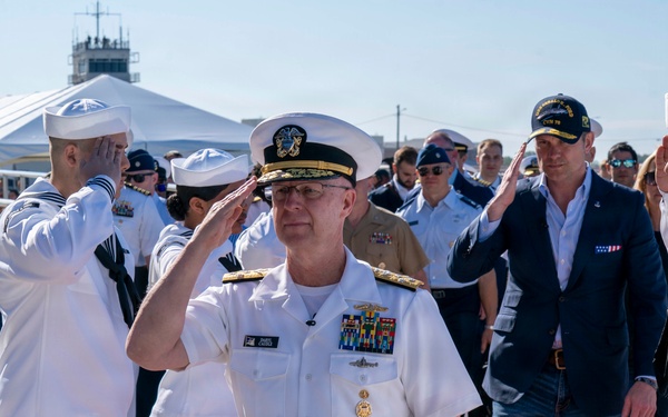 The World’s Largest Aircraft Carrier Returns from Historic 11-Month Deployment