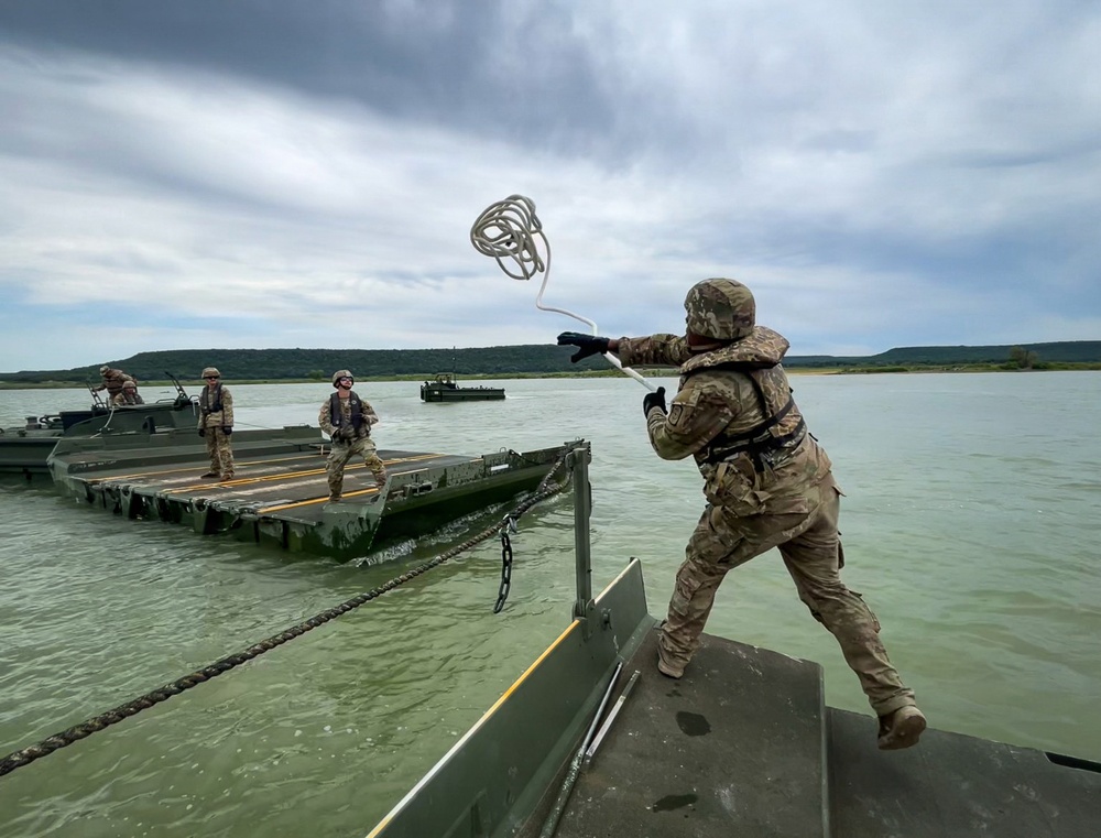 Army Reserve engineers play key role in river crossing mission