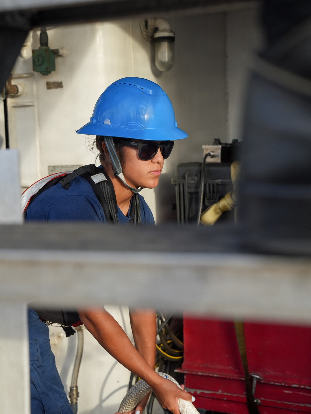 USCGC Midgett (WMSL 757) departs Naval Base Guam