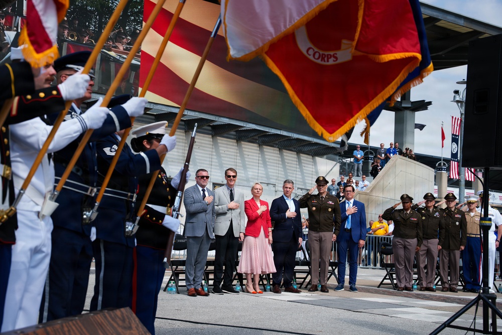 Joint enlistment ceremony honors America’s 250th birthday during Armed Forces Day weekend at Indianapolis Motor Speedway