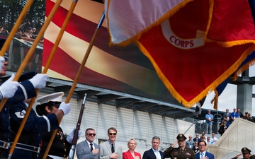 Joint enlistment ceremony honors America’s 250th birthday during Armed Forces Day weekend at Indianapolis Motor Speedway