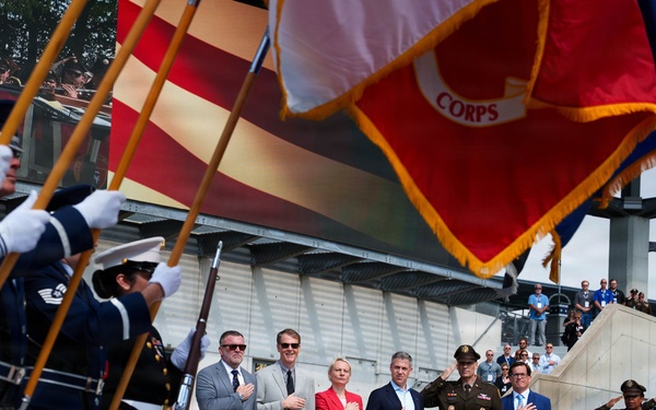 Joint enlistment ceremony honors America’s 250th birthday during Armed Forces Day weekend at Indianapolis Motor Speedway